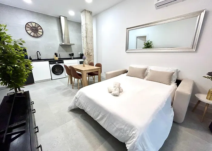 Lejlighed Convenient, Charming 15 Mins From Center